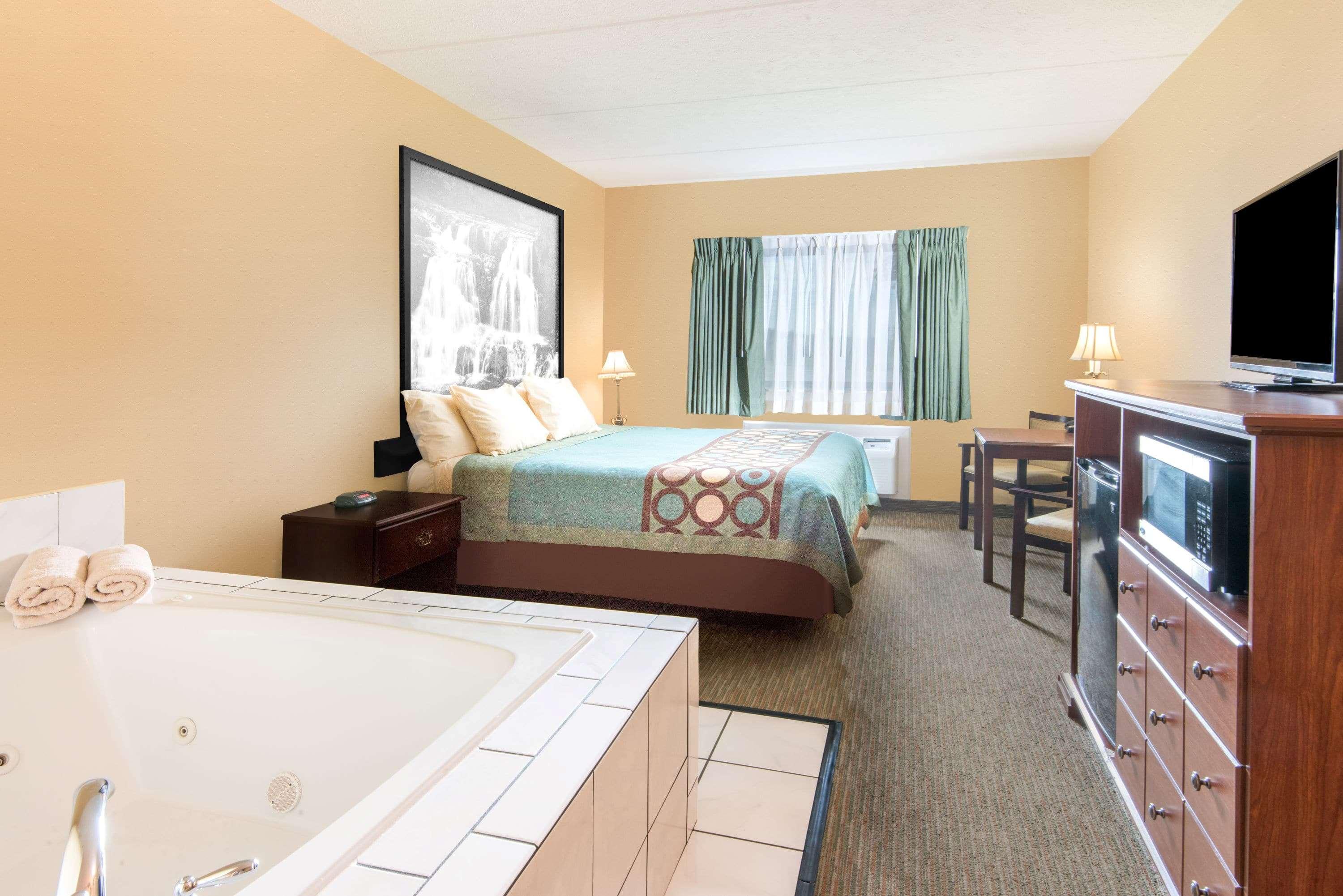 Super 8 By Wyndham Henrietta/Rochester Area Ngoại thất bức ảnh