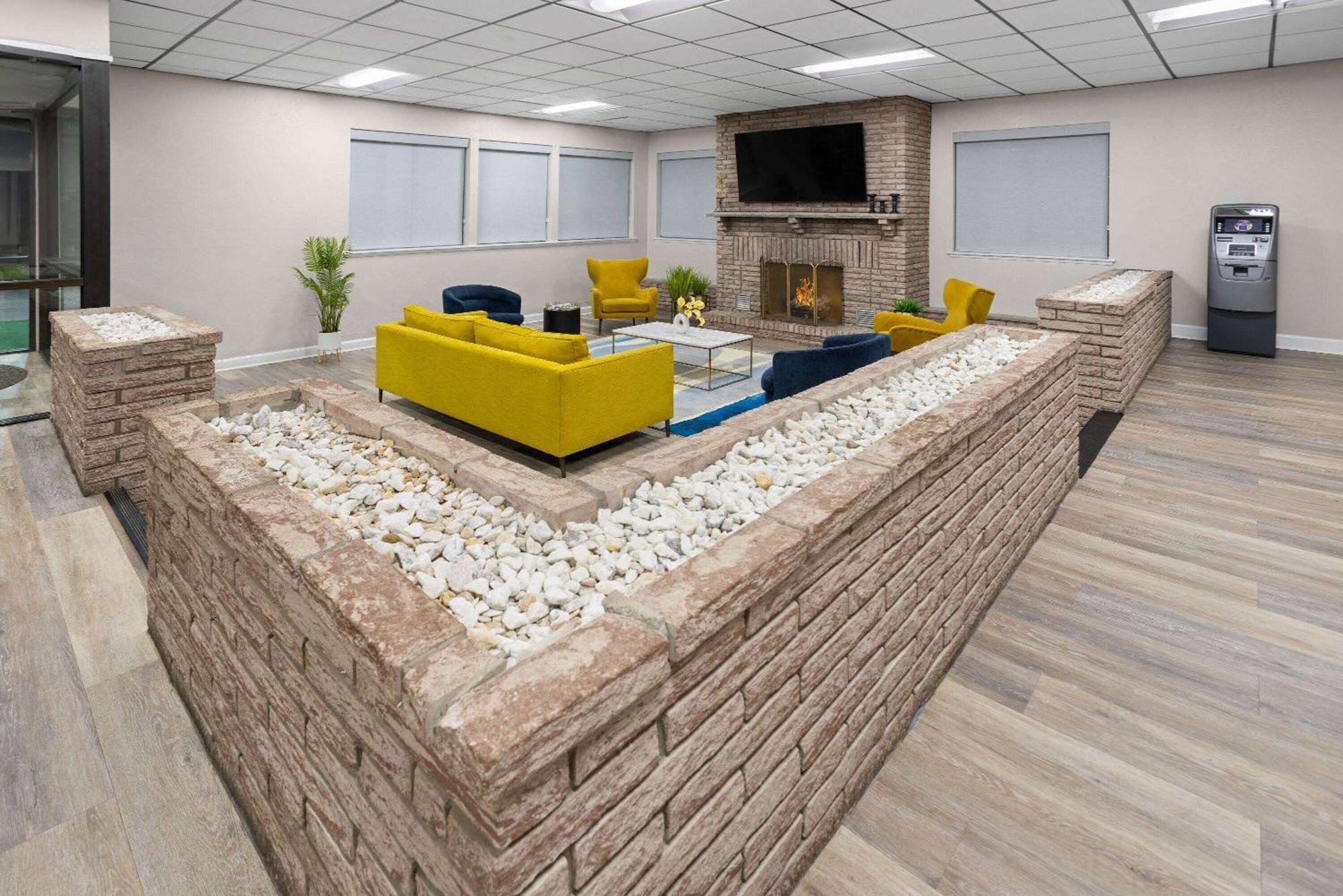 Super 8 By Wyndham Henrietta/Rochester Area Ngoại thất bức ảnh